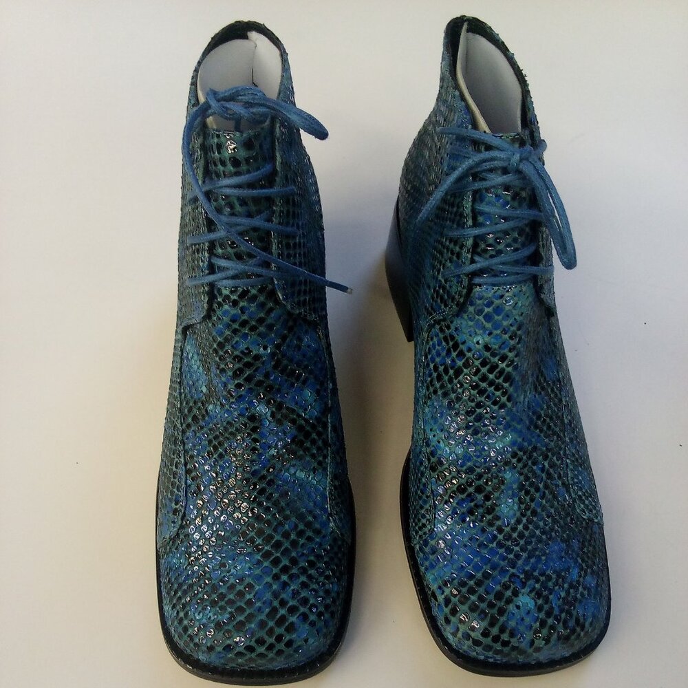 Bright blue snake skin bootie  Size 8